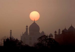 India, Uttar Pradesh, Agra Sunset over Taj Mahal