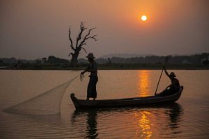 Myanmar, Amarapura Fishermen on Irrawaddy River